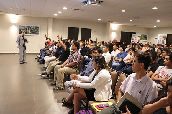 Entrenamiento Acelerado en Bienes Raíces 2020 - Heber Espinoza descarga gratis Entrenamiento Acelerado en Bienes Raíces 2020 - Heber Espinoza descarga gratis